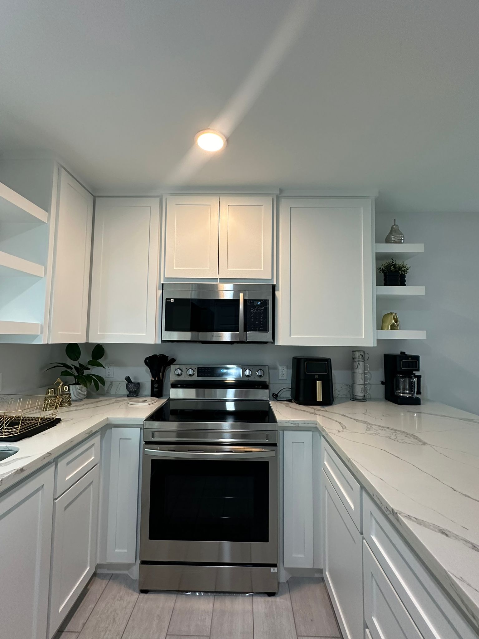 905 B-C Avenue